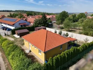 Prodej rodinného domu 4+kk, Šumná - letecký pohled 1
