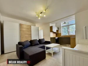 Prodej bytu 1+kk, 38 m², Na Valech 11, Znojmo – fotka 3