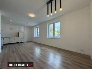 Pronájem bytu 3+kk, 80 m², Reisova 7, Znojmo – fotka 6