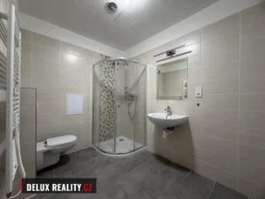 Pronájem bytu 3+kk, 80 m², Reisova 7, Znojmo – fotka 15