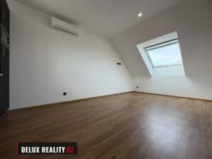Pronájem podkrovního bytu 2+kk, 34 m², Šatovská 495/9, Znojmo – Oblekovice – fotka 10