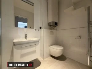 Pronájem podkrovního bytu 2+kk, 34 m², Šatovská 495/9, Znojmo – Oblekovice – fotka 13