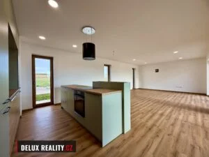 Prodej novostavby rodinného domu 4+kk s bazénem, Vrbovec – fotka 12