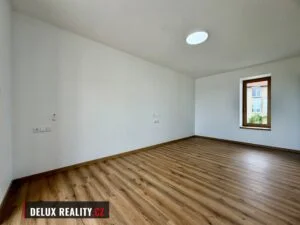 Prodej novostavby rodinného domu 4+kk s bazénem, Vrbovec – fotka 23